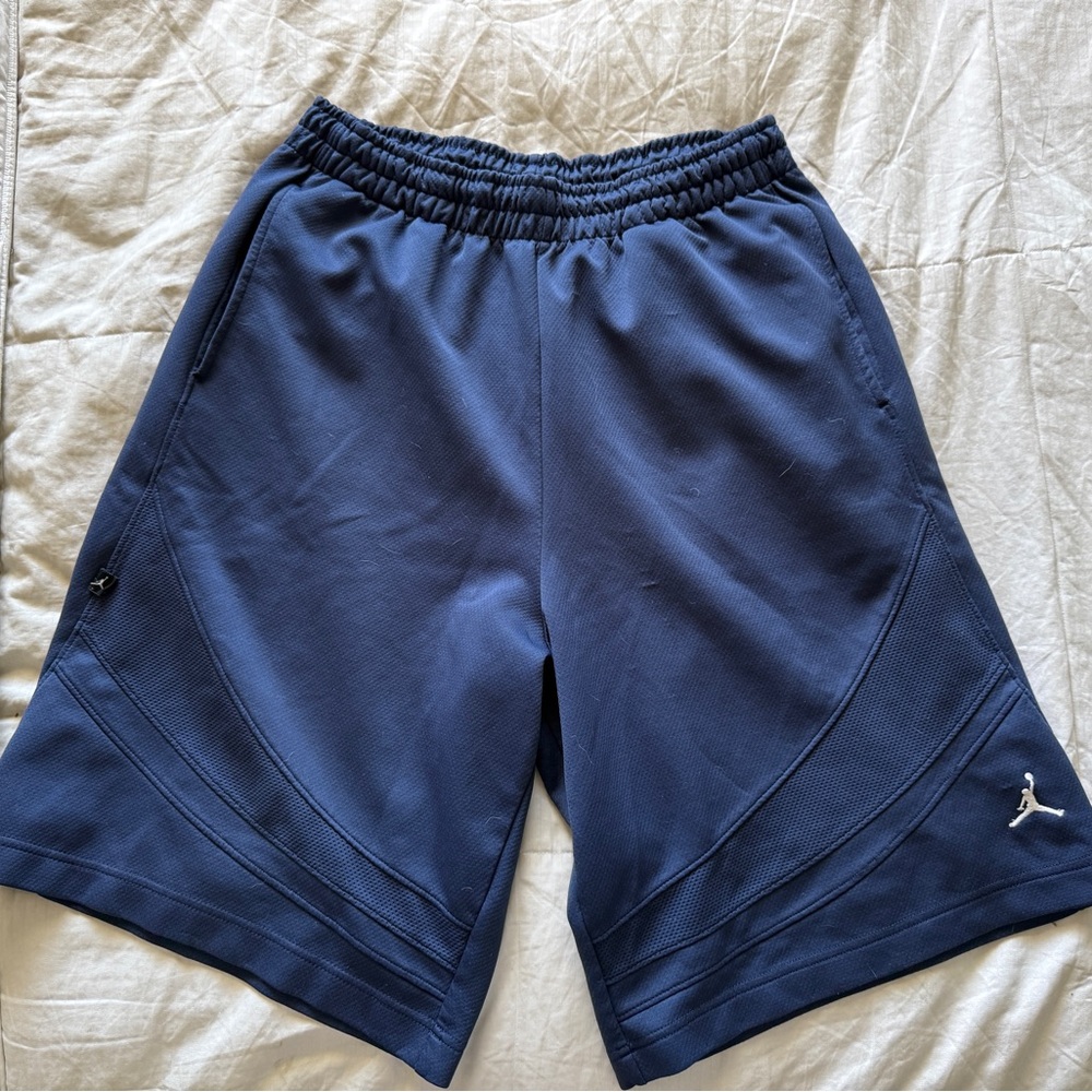 Basketball shorts